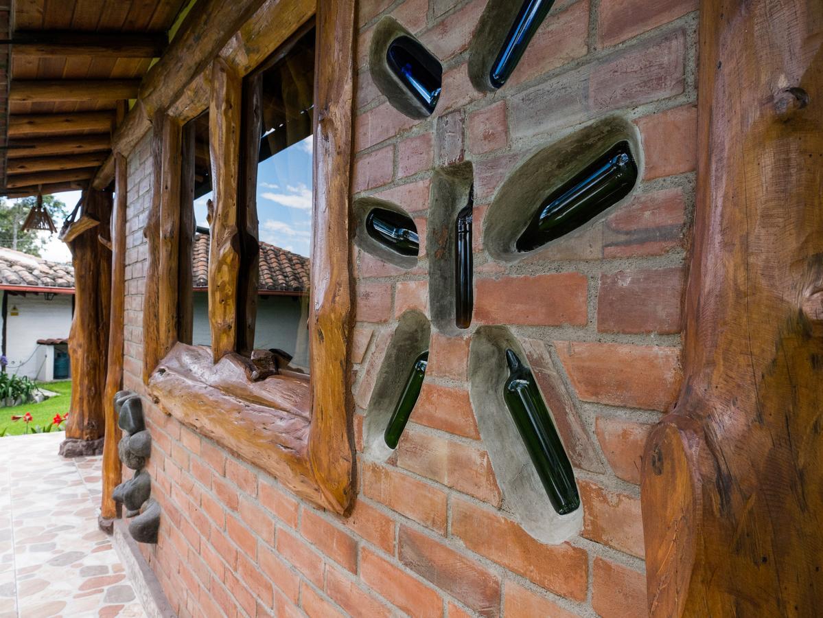 Zaysant Ecolodge Puembo Exterior photo